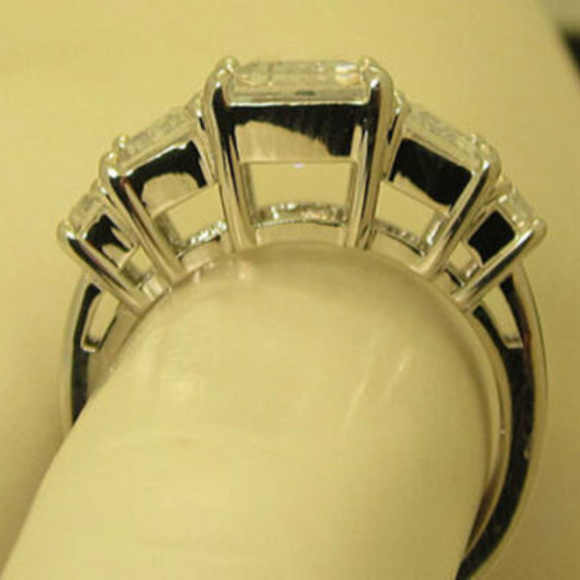 SOLD NWT ring engagement white gold cz wedding camilla - Picture 5 of 7
